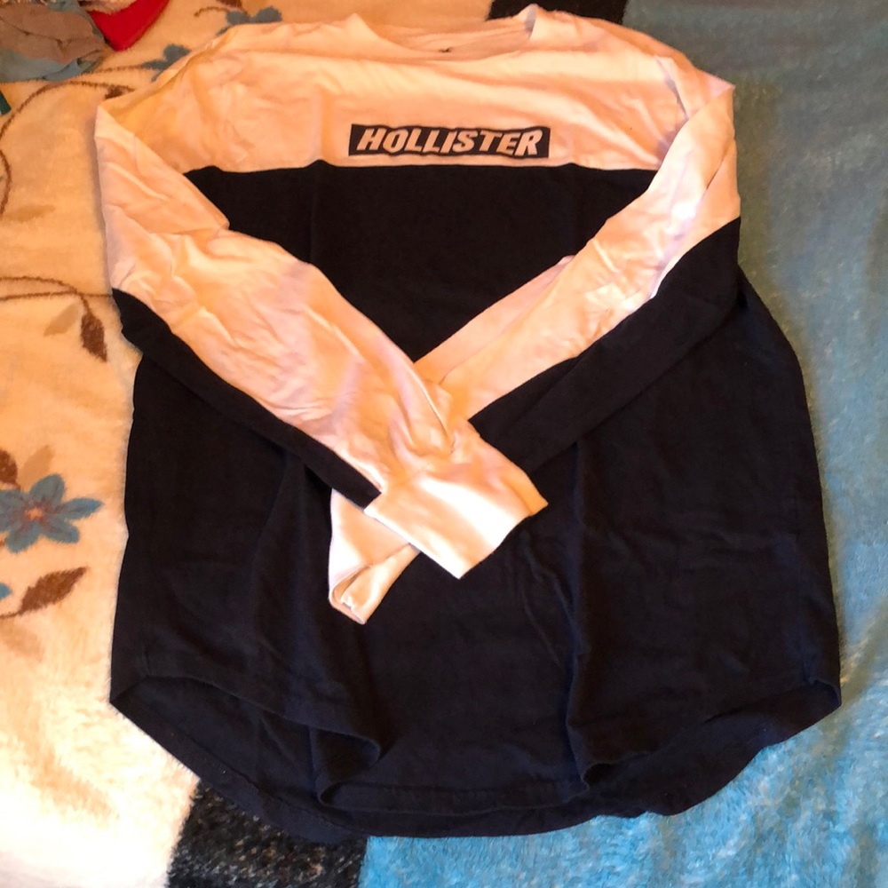 Long sleeve Hollister shirt